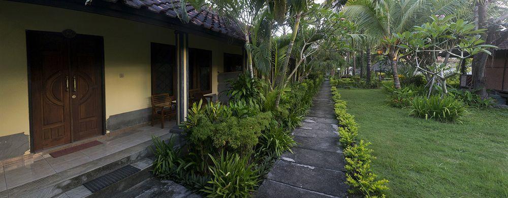 Segara Anak Bungalow & Restaurant Kuta  Екстер'єр фото