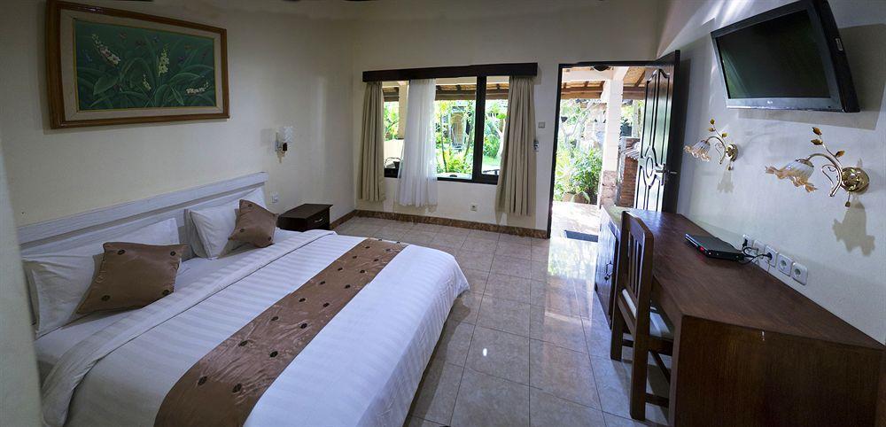Segara Anak Bungalow & Restaurant Kuta  Екстер'єр фото