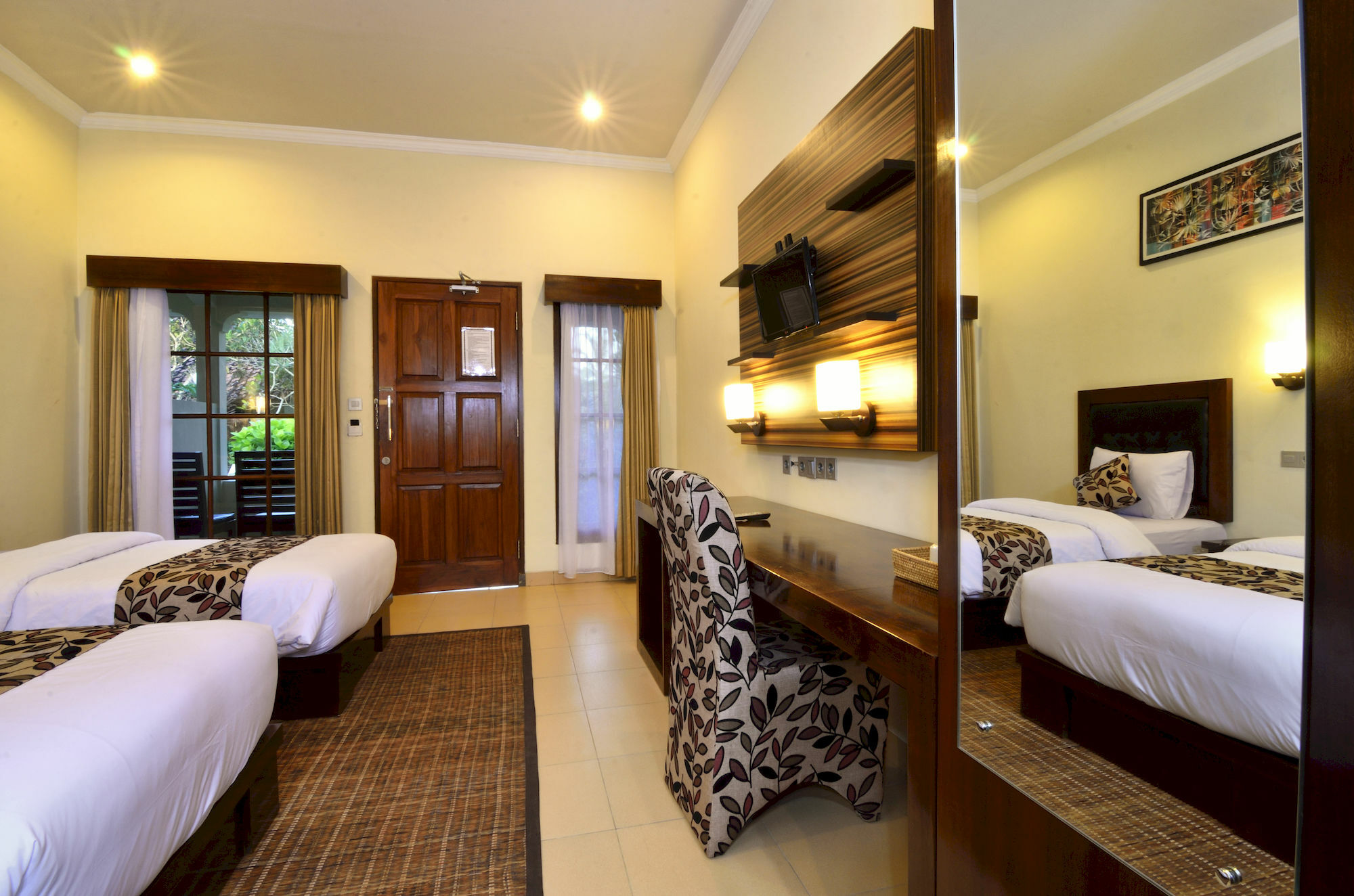 Segara Anak Bungalow & Restaurant Kuta  Екстер'єр фото