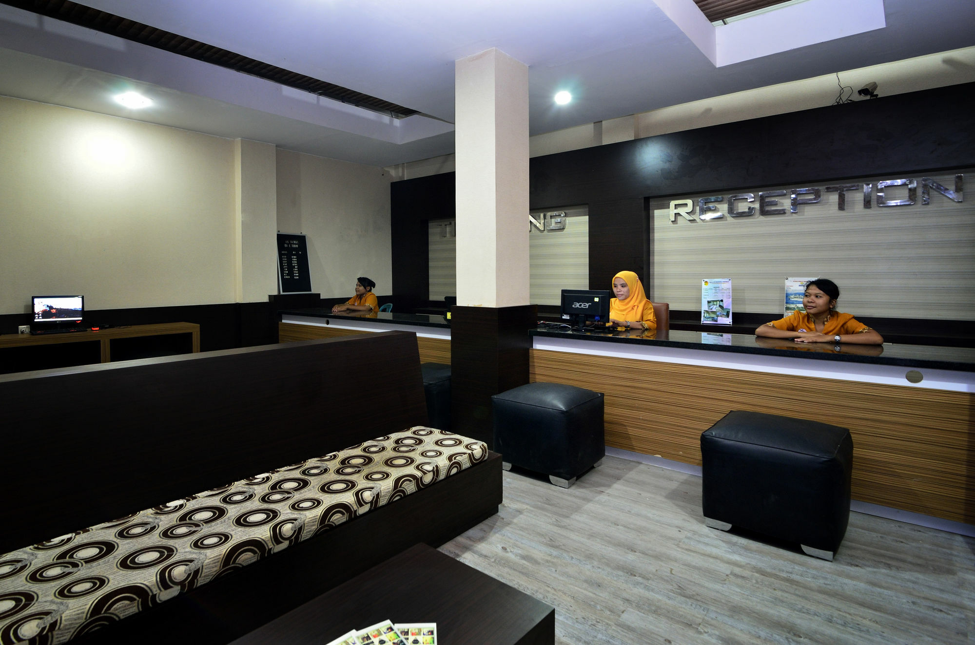 Segara Anak Bungalow & Restaurant Kuta  Екстер'єр фото