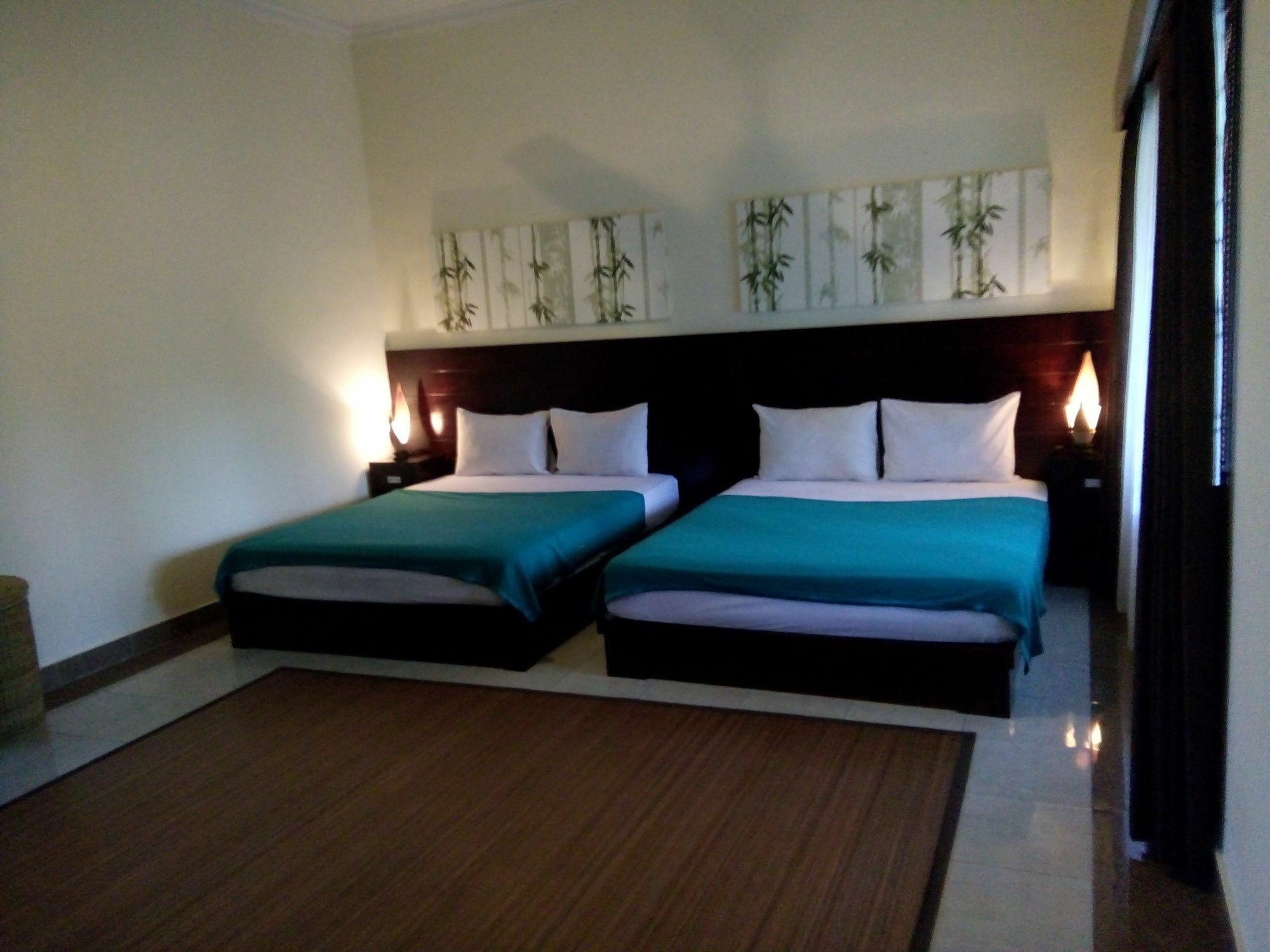 Segara Anak Bungalow & Restaurant Kuta  Екстер'єр фото