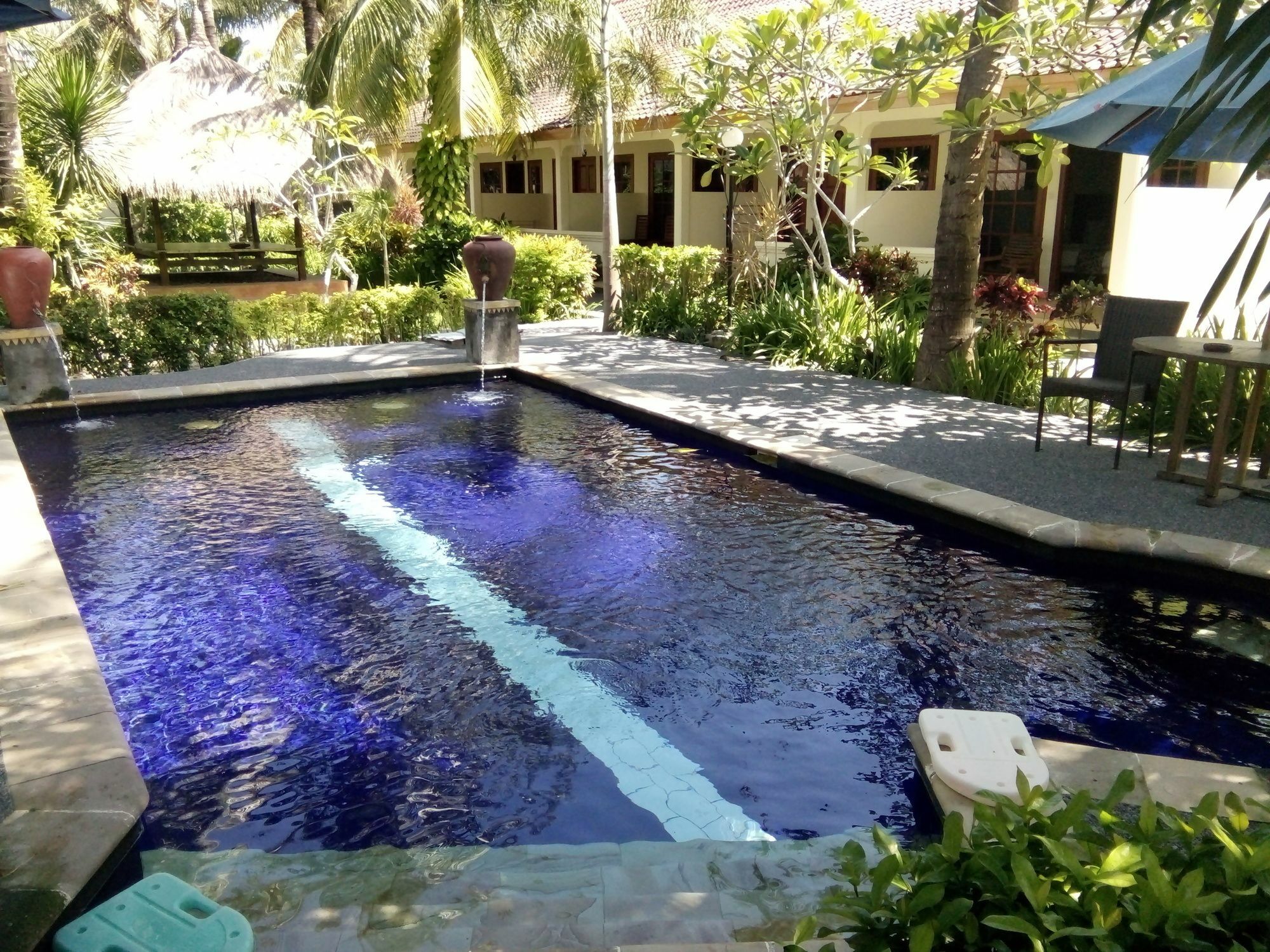 Segara Anak Bungalow & Restaurant Kuta  Екстер'єр фото